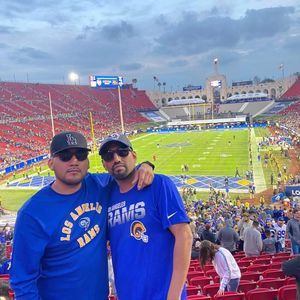 Meet your Posher, Moises